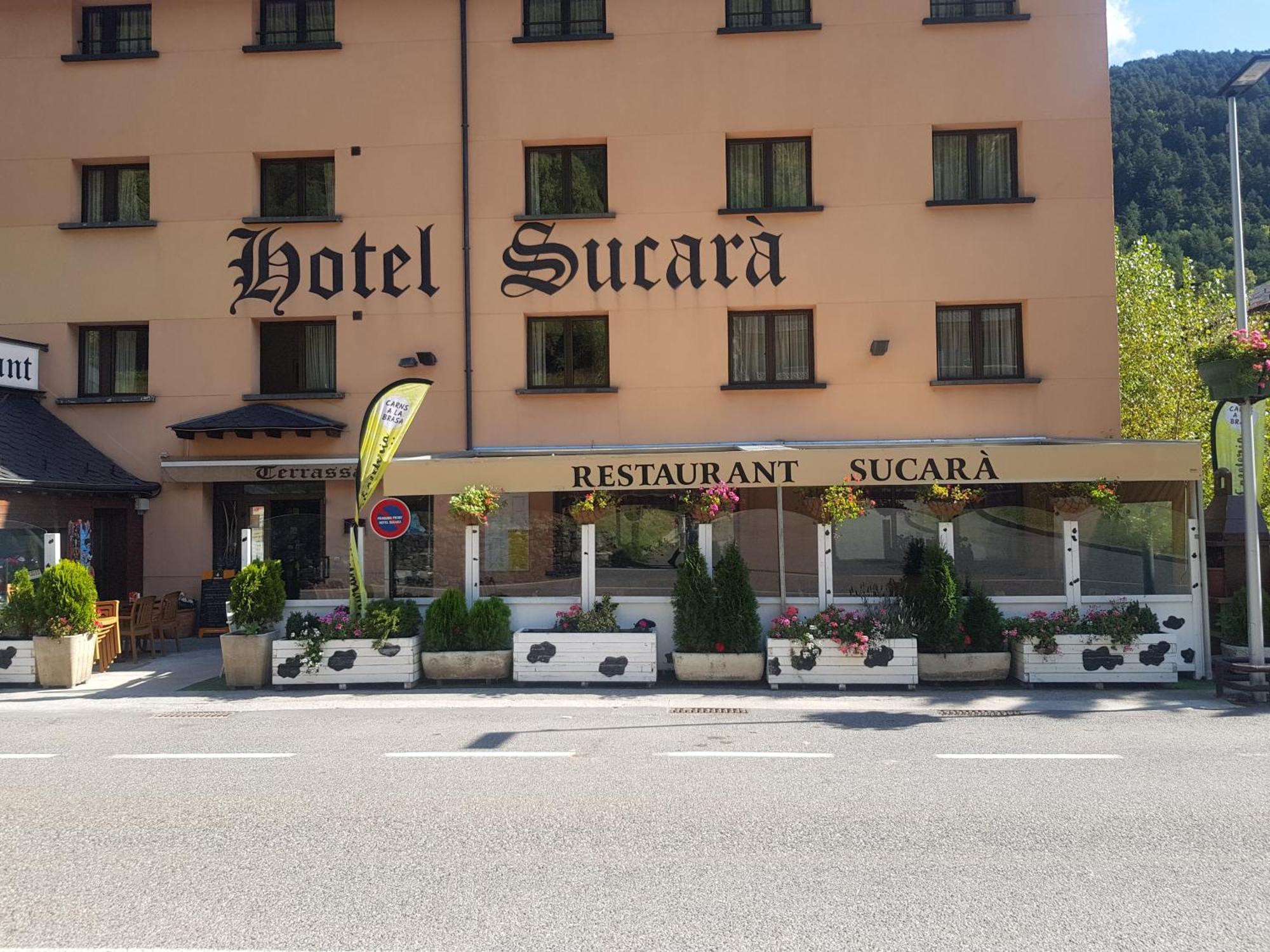 Hotel Sucara La Cortinada エクステリア 写真