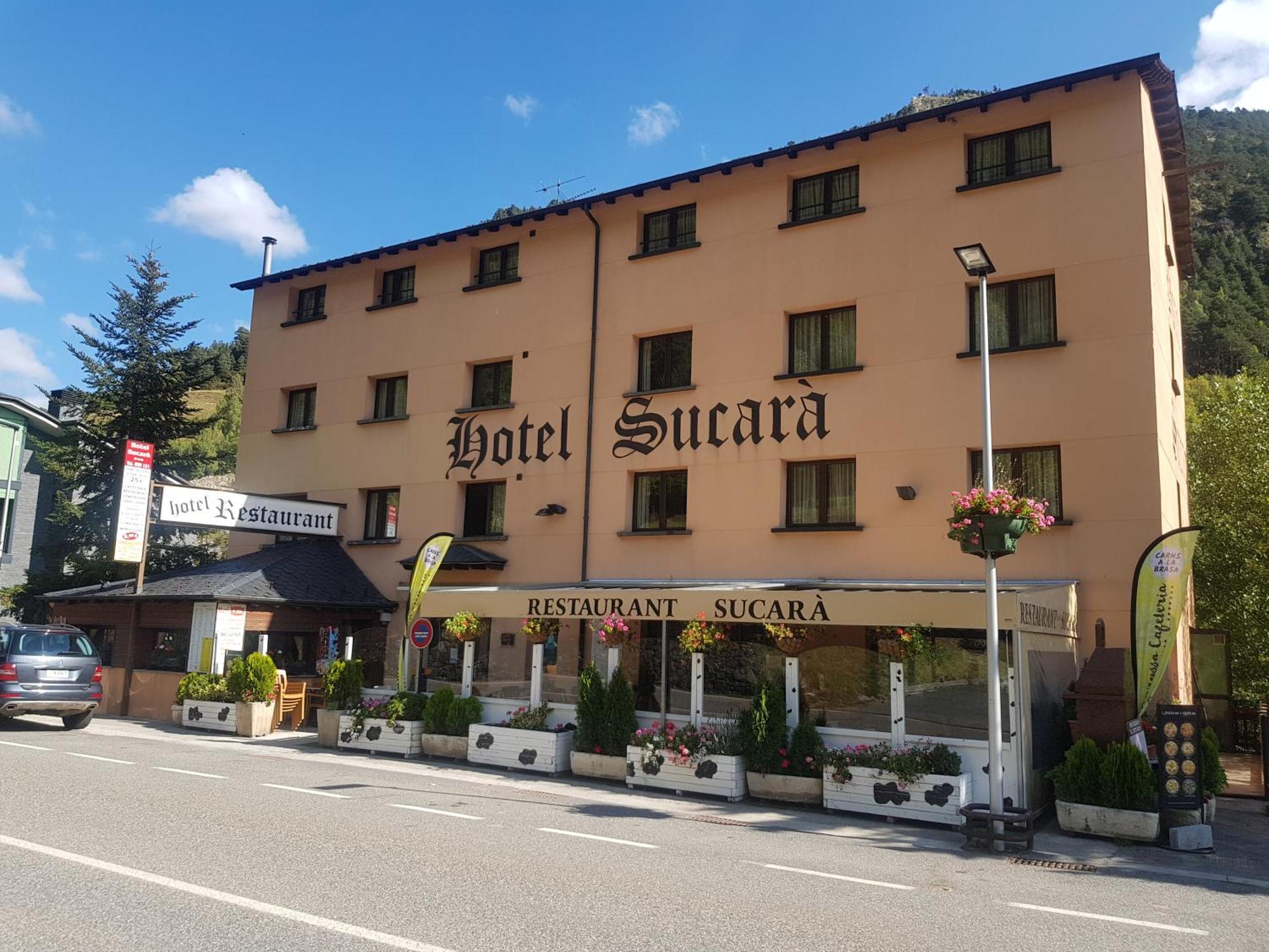 Hotel Sucara La Cortinada エクステリア 写真