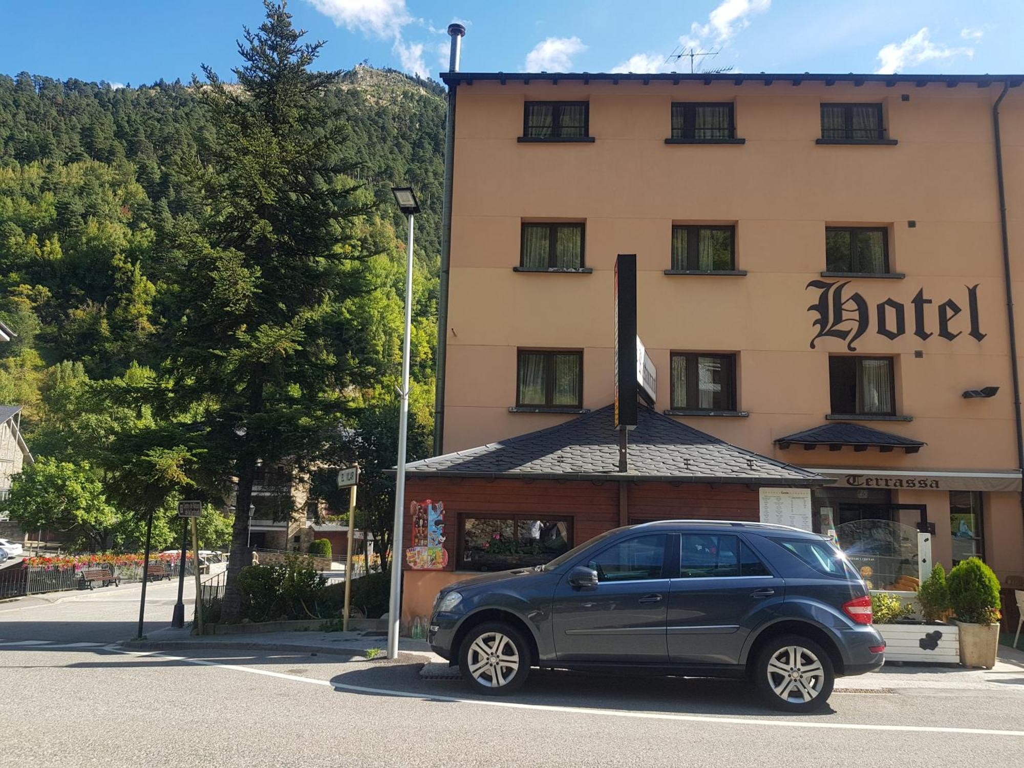 Hotel Sucara La Cortinada エクステリア 写真