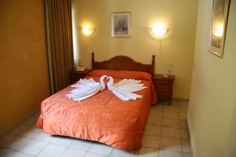 Hotel Sucara La Cortinada エクステリア 写真